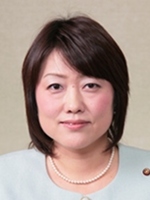 岡 由美