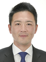 関 健一郎