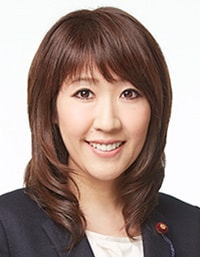 前川 恵