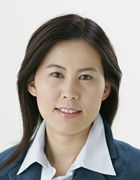 山根 あきこ