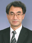 鹿内 博