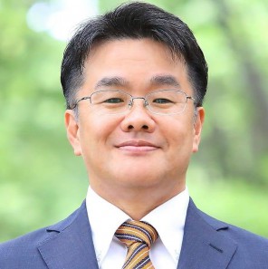 石田 一也
