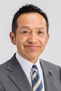いいざか かずや