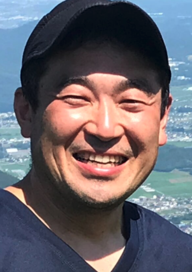 中村　 ともよし