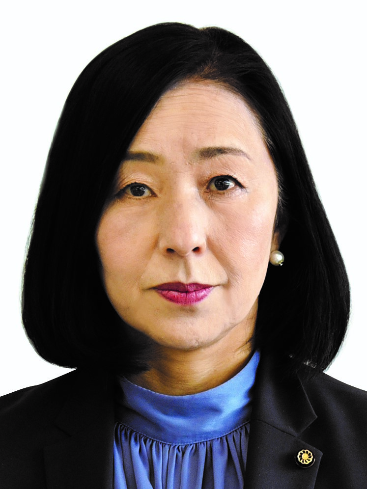 川村 なおみ