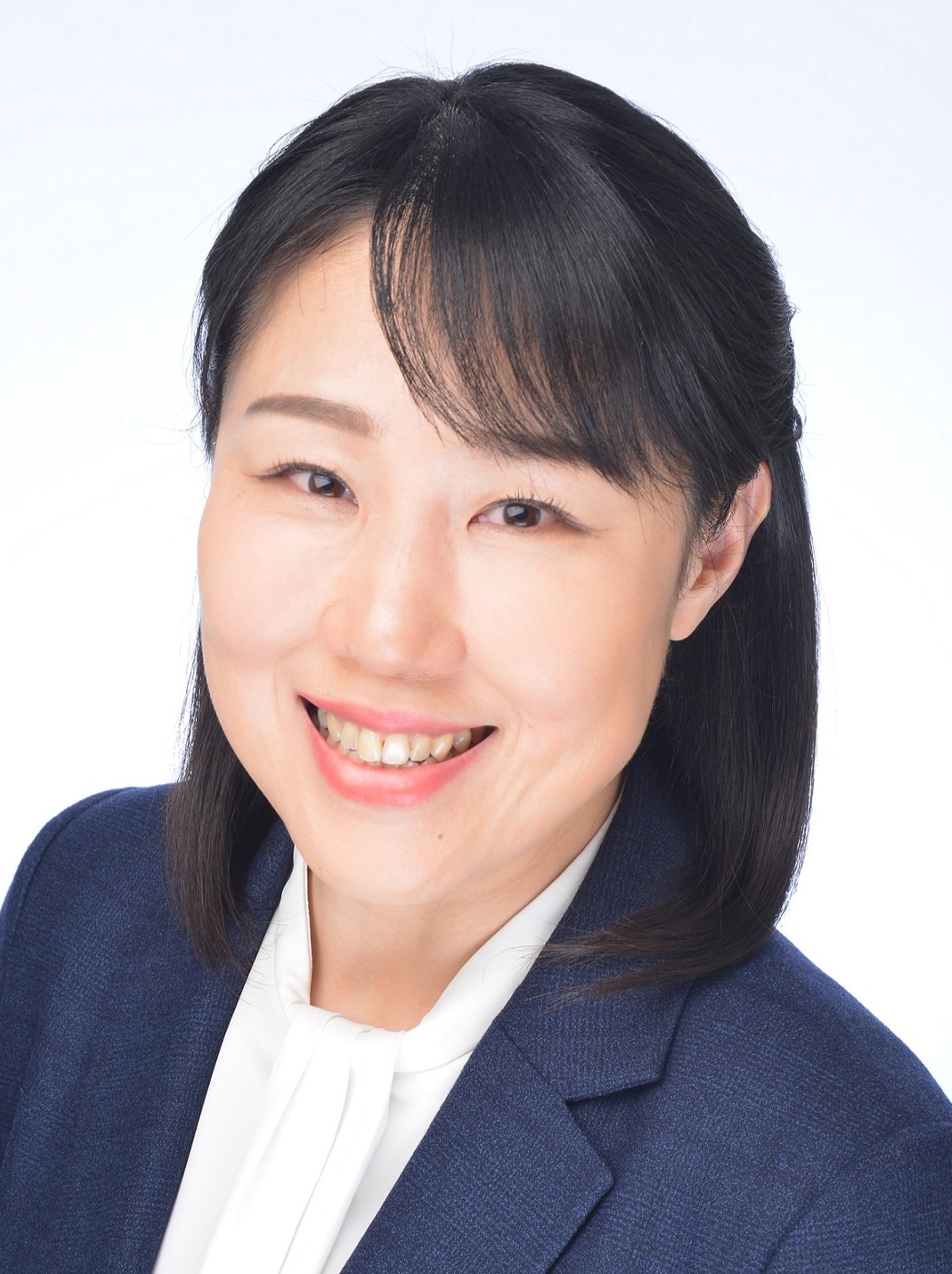 山本 真実