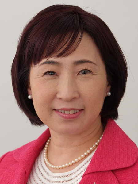 岡田 まき