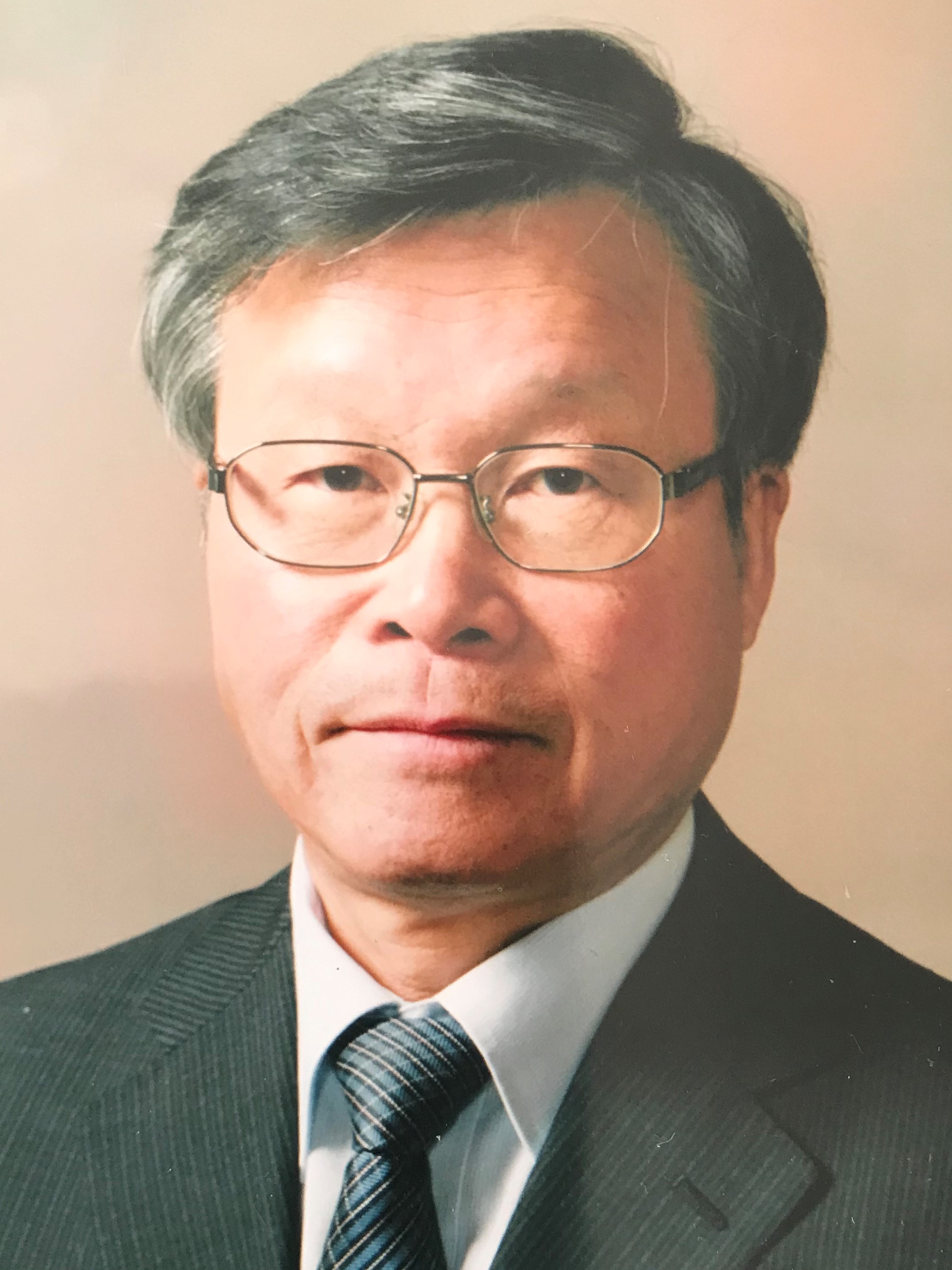 青柳 茂行