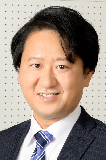 岩崎 けいたろう