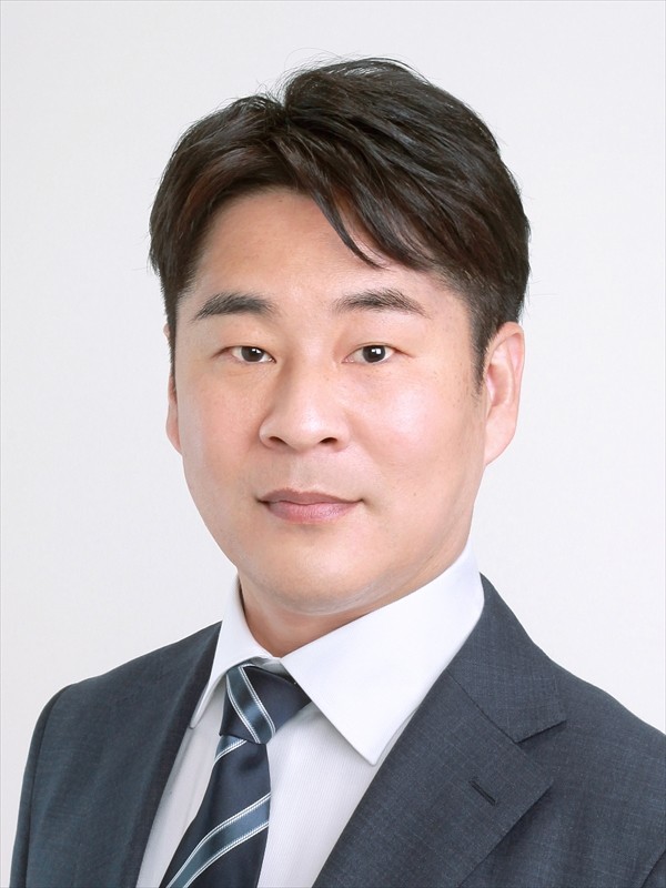 横田 まさよし