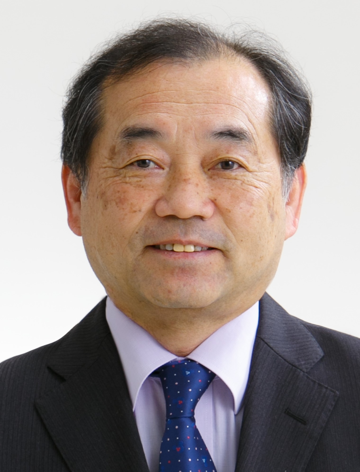 増岡 よしひろ