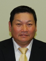 長根 一男
