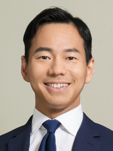 山本 左近