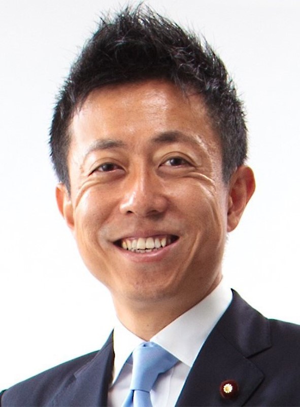 井出 ようせい