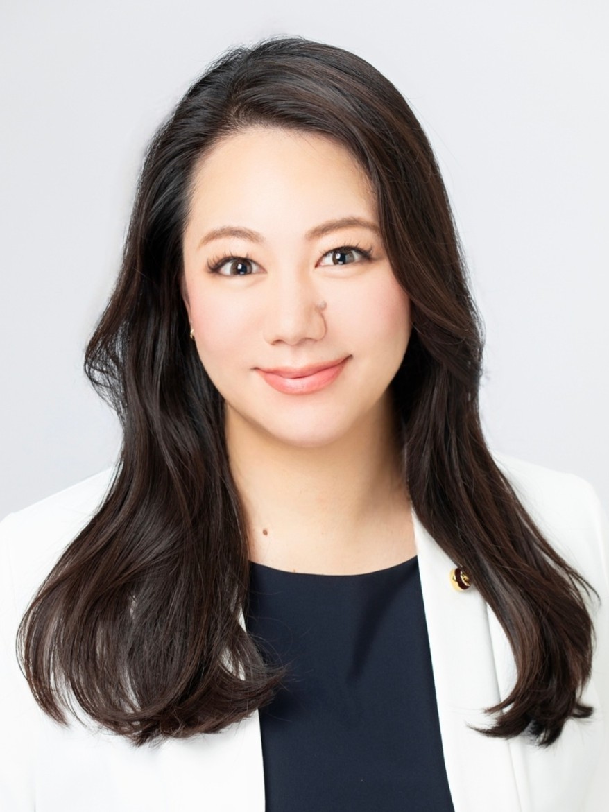 前原 あゆみ