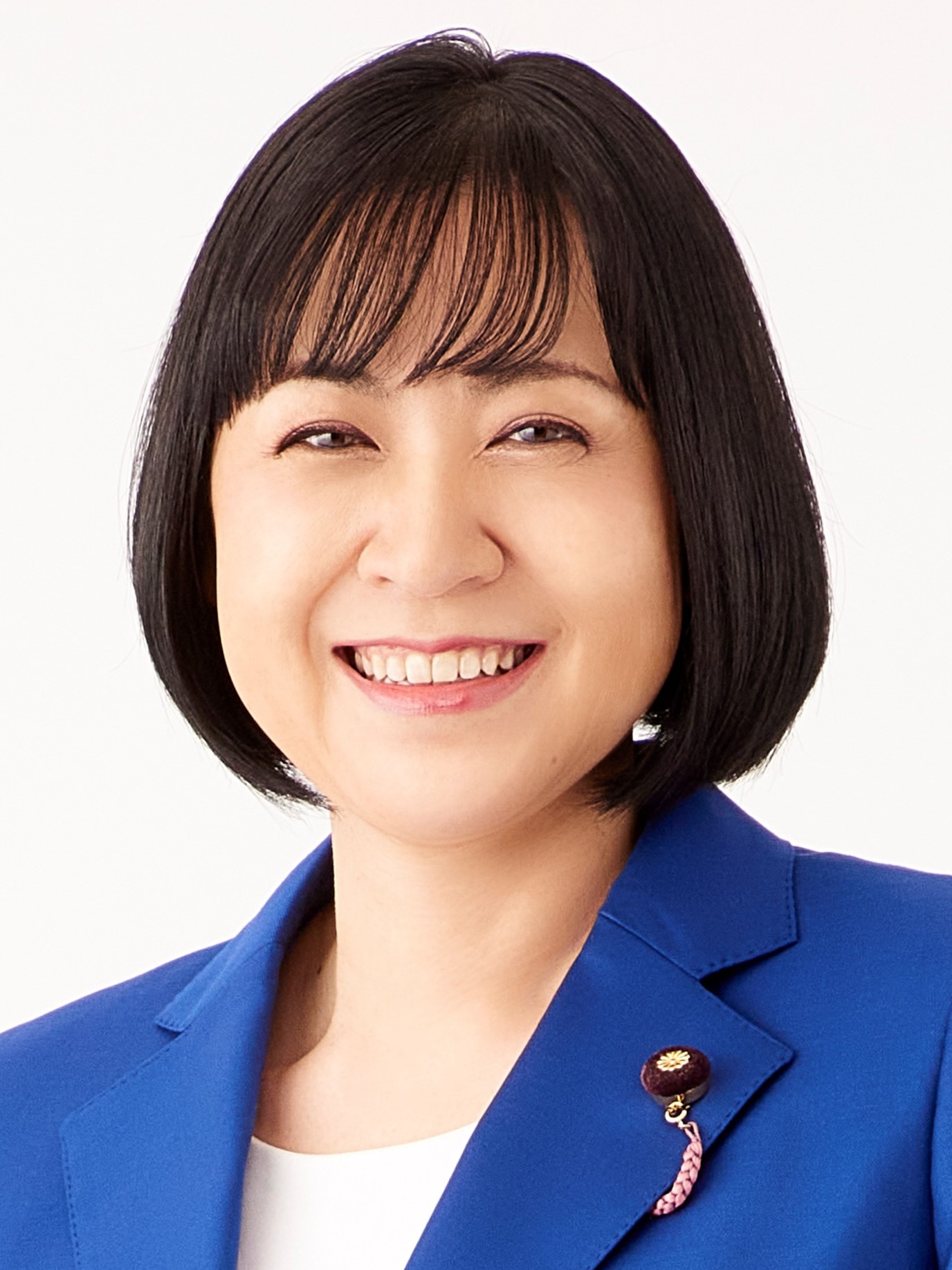 岸 まきこ