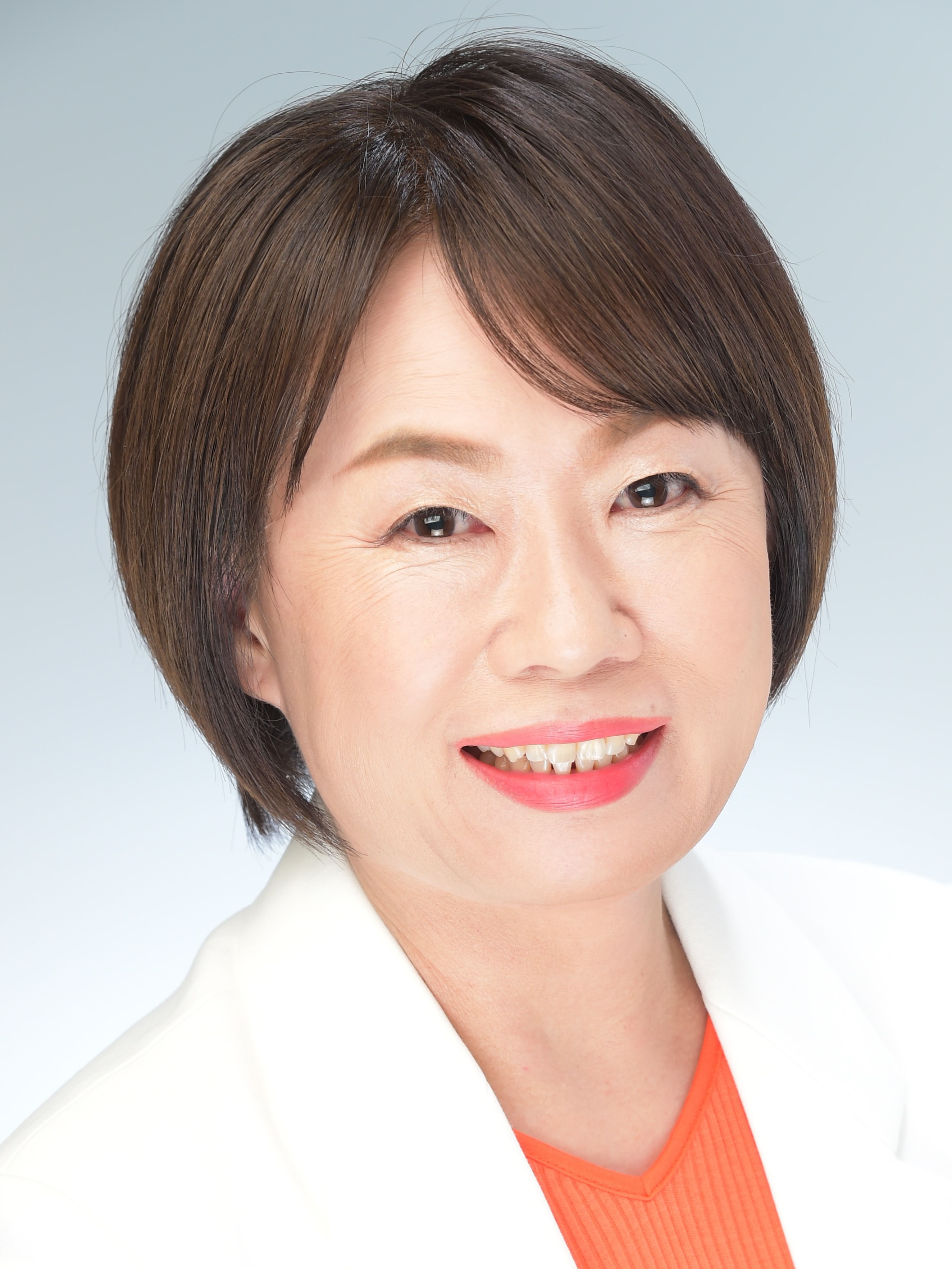 おおさか 伸子