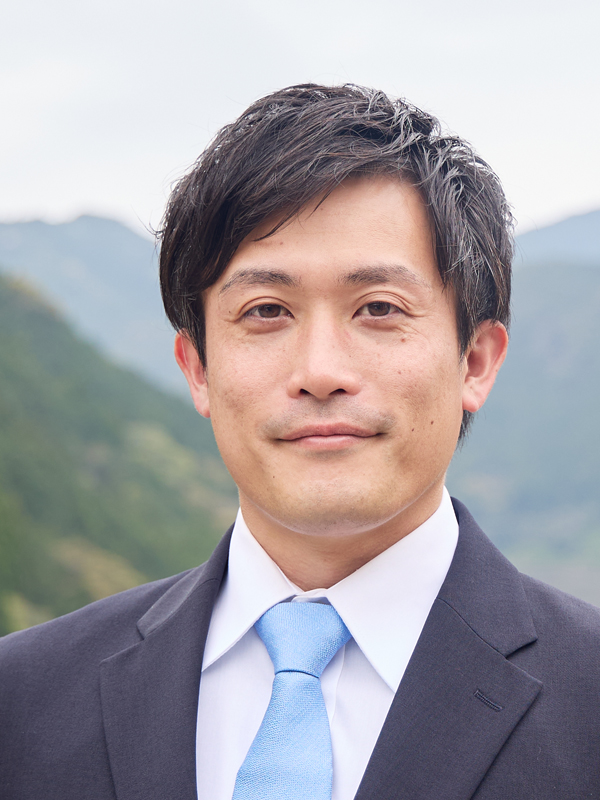 安岡 まさふさ
