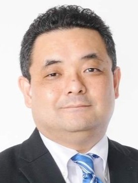 又吉 ケンタロウ