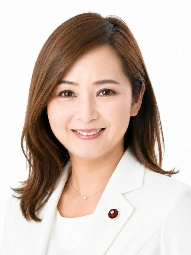 かなくぼ なな子