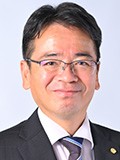 平山 よしかず