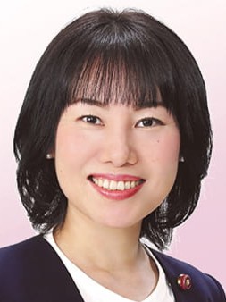 平井 まち子