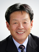 根本 洋治