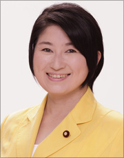 小宮山 泰子