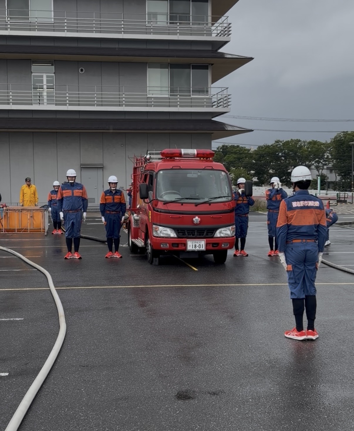 【習志野市消防団ポンプ操法大会に向けて】のサムネイル