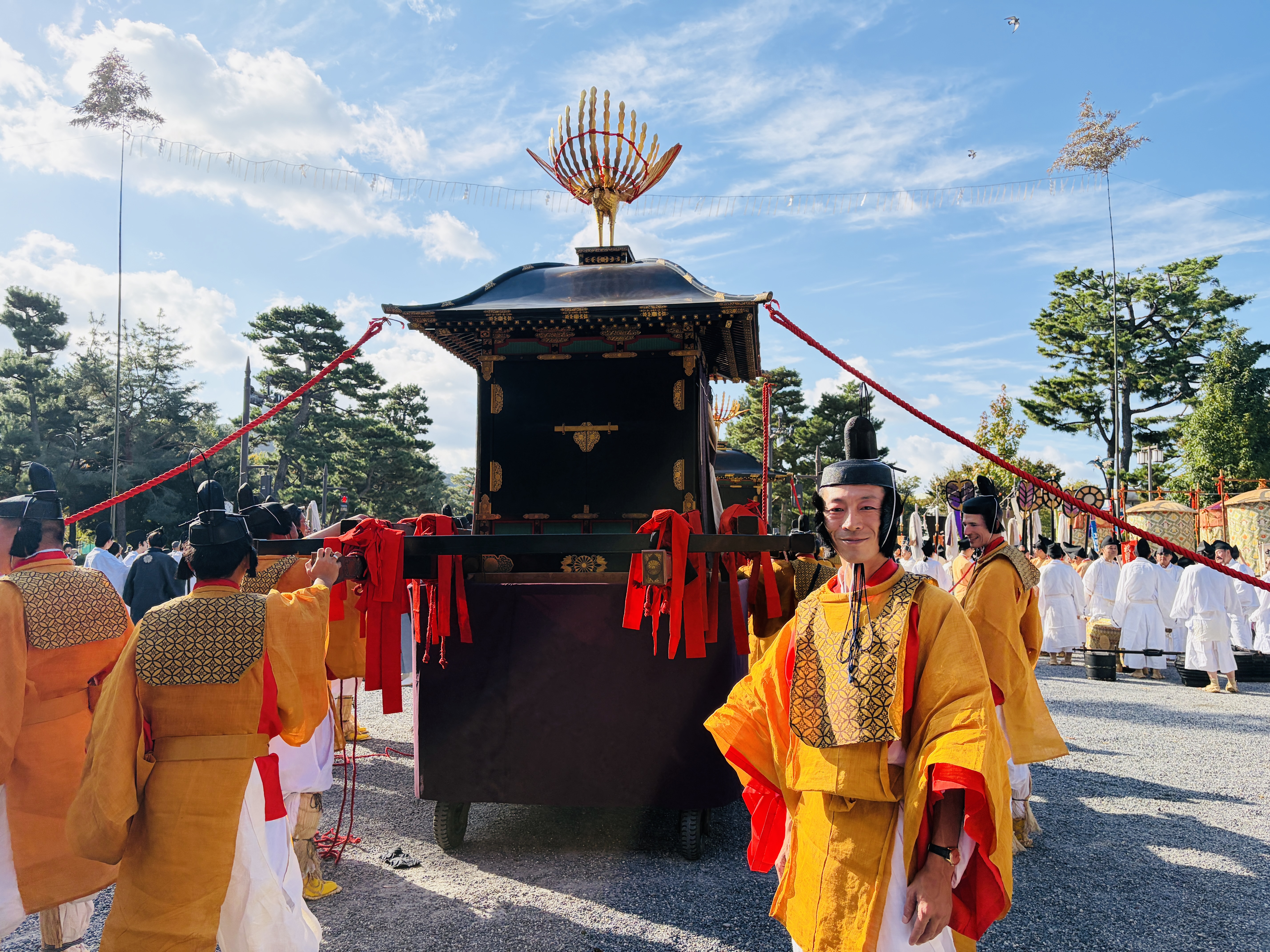 2026年京都・時代祭に初参加！鳳輦を担いだ駕輿丁体験と歴史から学ぶ「京都の未来」 - こまつ広明（コマツヒロアキ） ｜ 選挙ドットコム