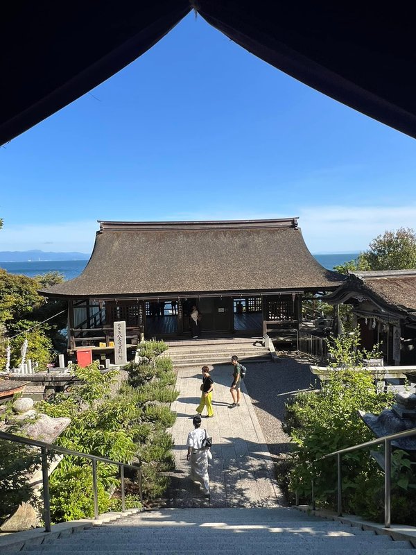 竹生島宝厳寺開創千三百年を記念 特別公開の辮才天堂の本尊秘仏