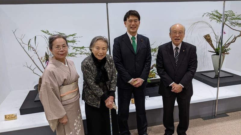 安城を代表する丸山今朝三治先生の展覧会、円空仏、風景、童子と異なる