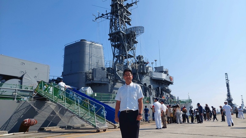 護衛艦うらなみ 写真パネル 記念日 盾 海上自衛隊 護衛艦「とね」姫路港に入港 歓迎式典 8月31日一般公開