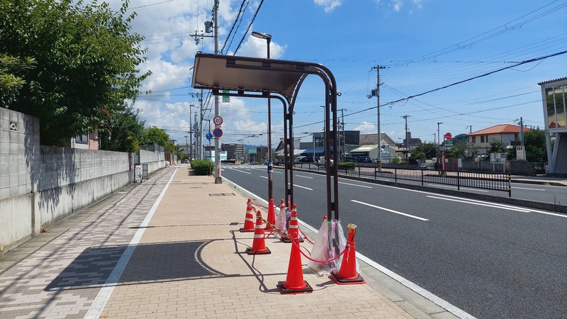 地元のバス停に屋根が新しく設置 市民相談からスタート 神姫バスさんの