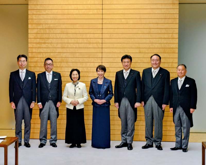 高市早苗首相から21日、内閣総理大臣補佐官（外国人政策担当）に任命