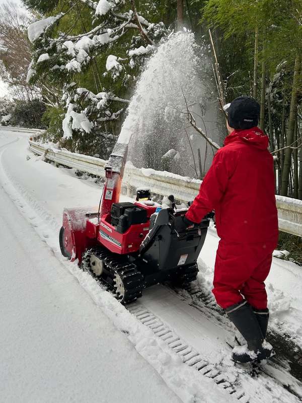 金沢市、本日午後・雪害対策本部設置 昨深夜からの除雪は、午前中山科