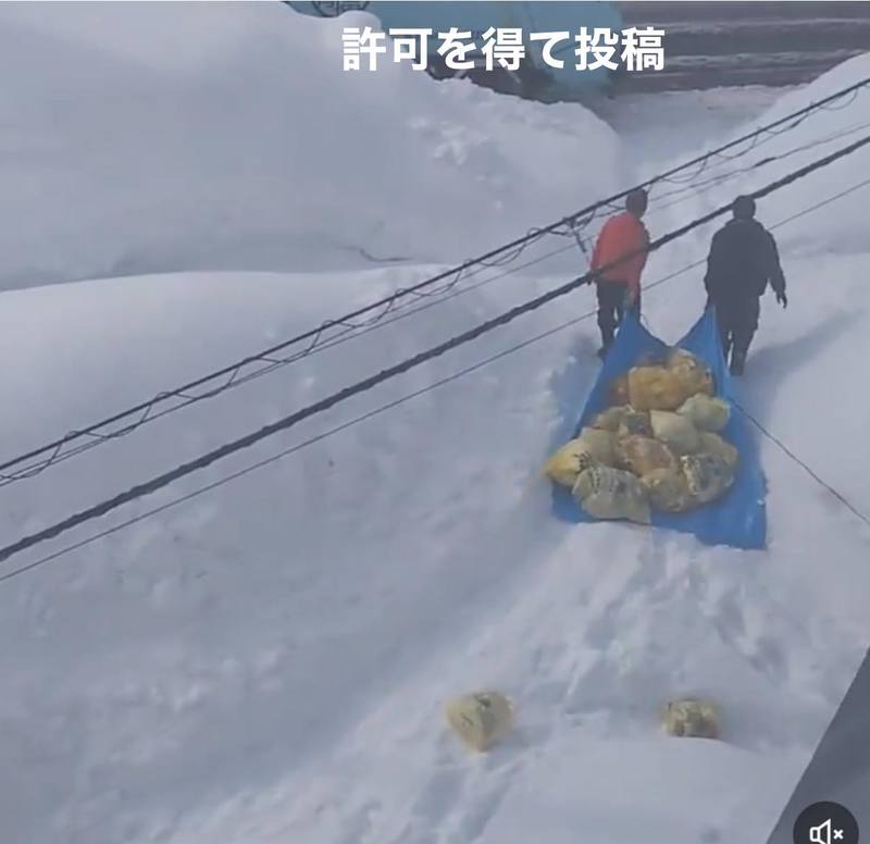 青森市内、暖気の影響により圧雪路面が緩み、各地で悪路化が進んでい