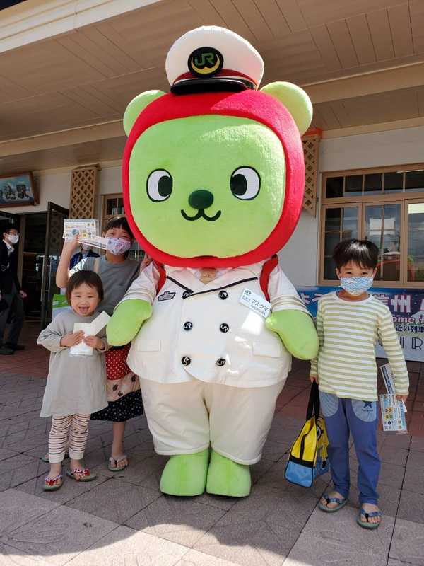佐久市☀️本日、JR#小海線#中込駅に『※#アルクマ』駅長が来ました
