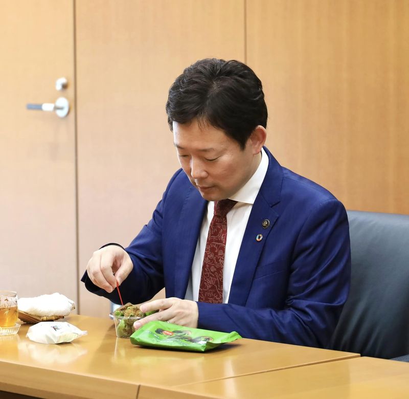 セブンイレブンで「西尾の抹茶」を使用した新商品が発売！ - 中村けん