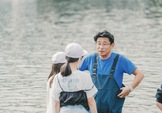 子どもたちと兵庫運河の自然や生き物について体験しながら学び、環境を守る大切さを一緒に考える