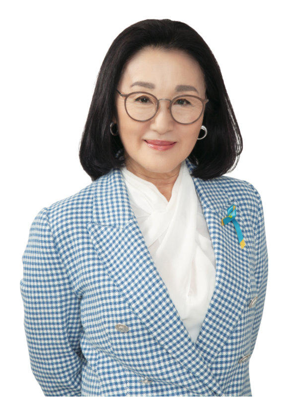 山田 ひさ