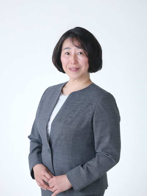 八巻 ようこ