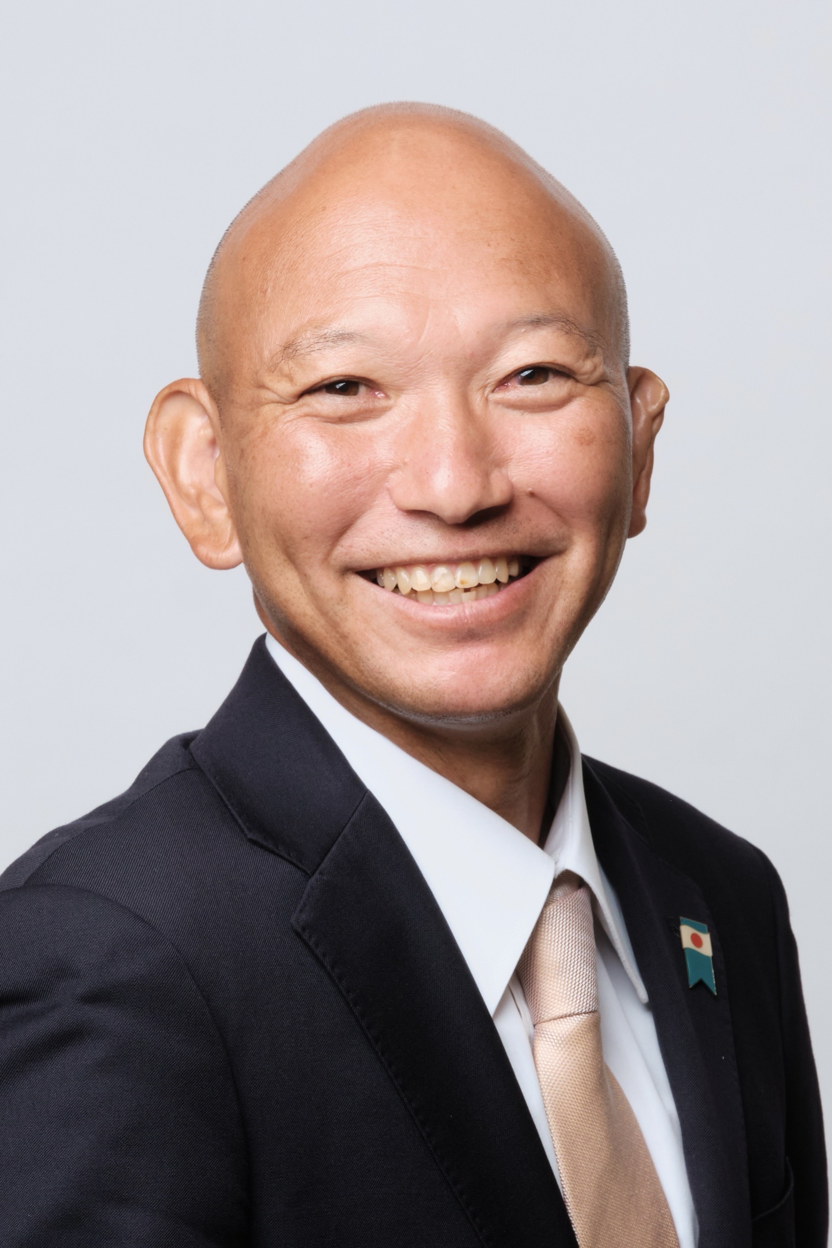 高井 つとむ