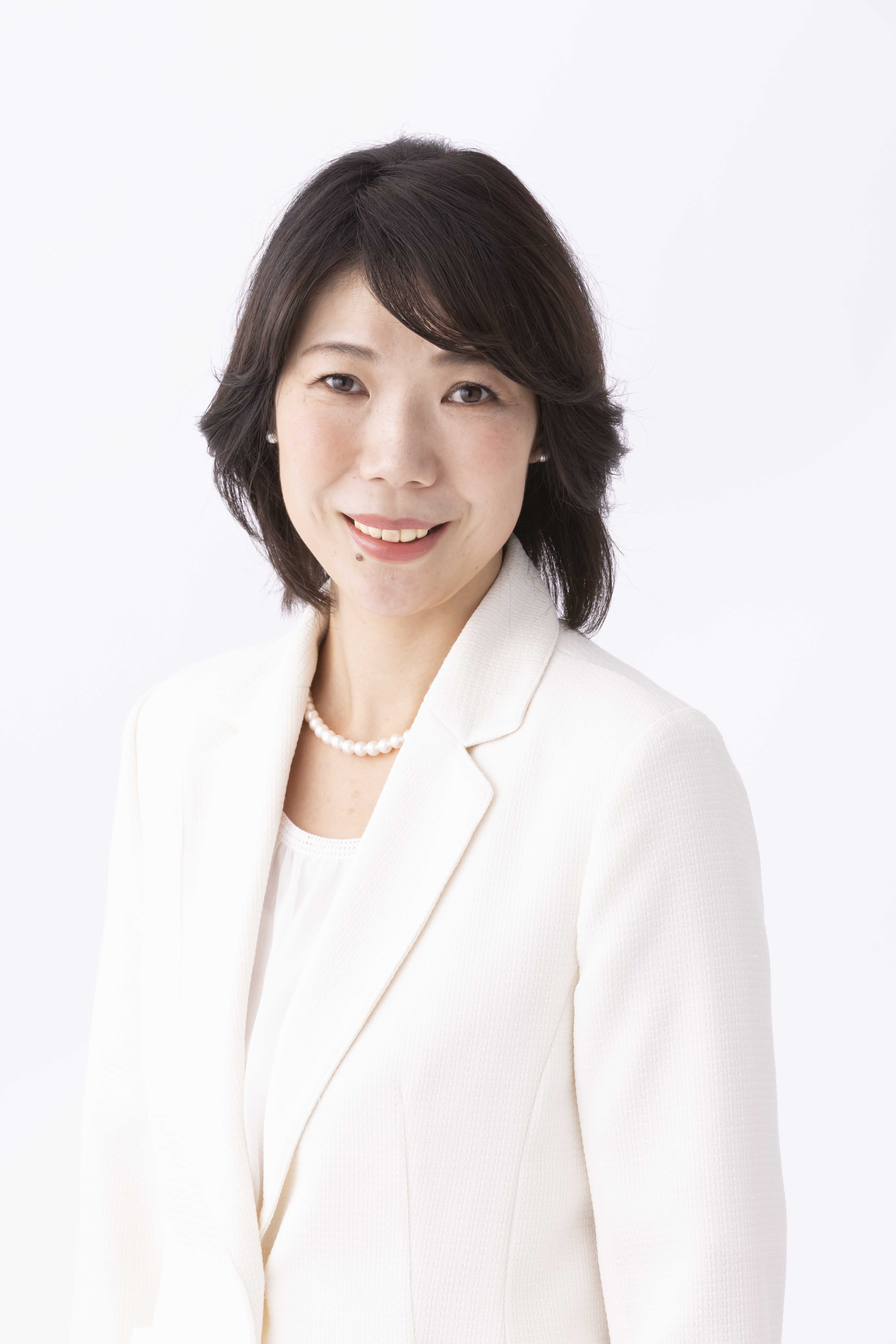 さかえ 奈津子