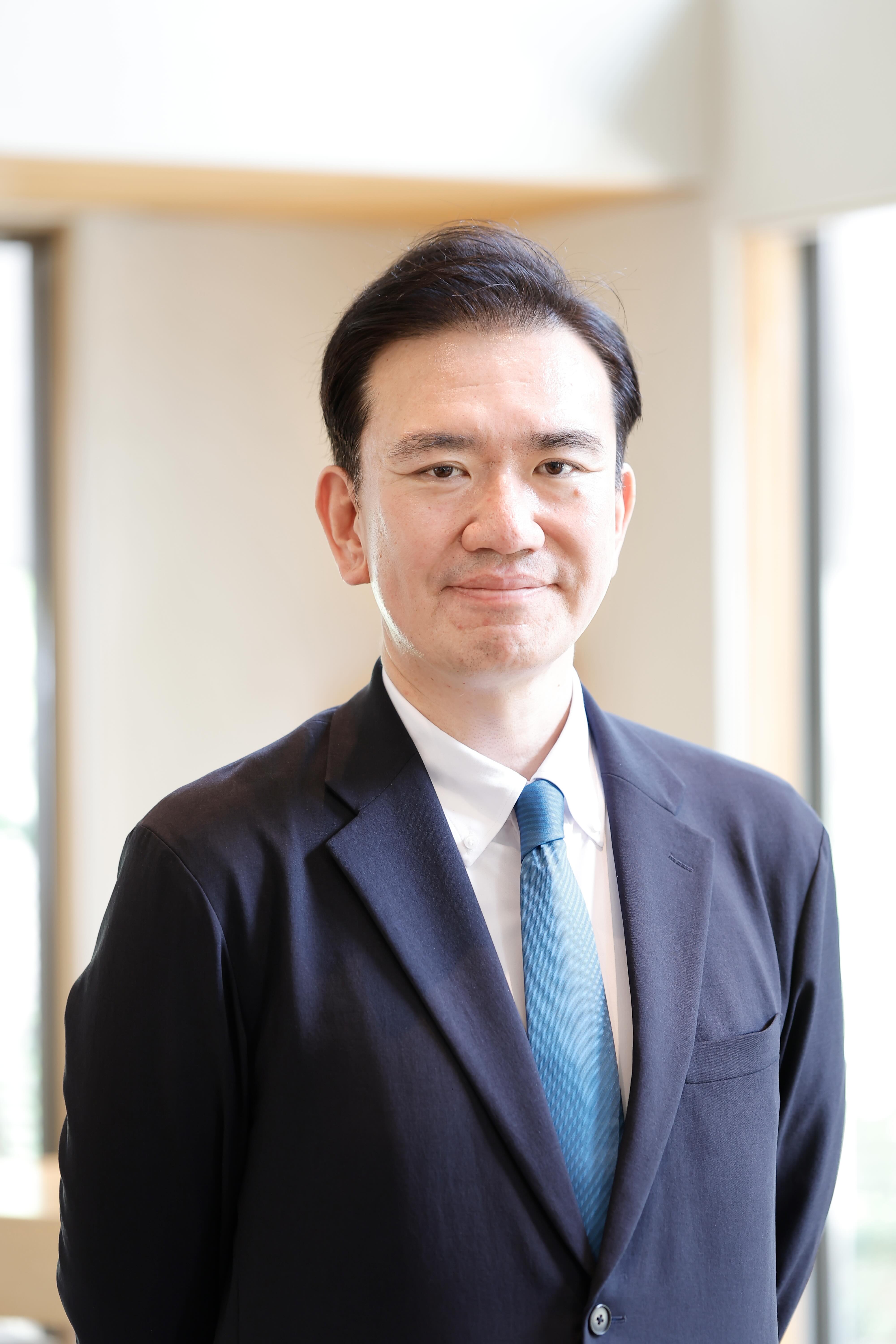 近藤 憲治