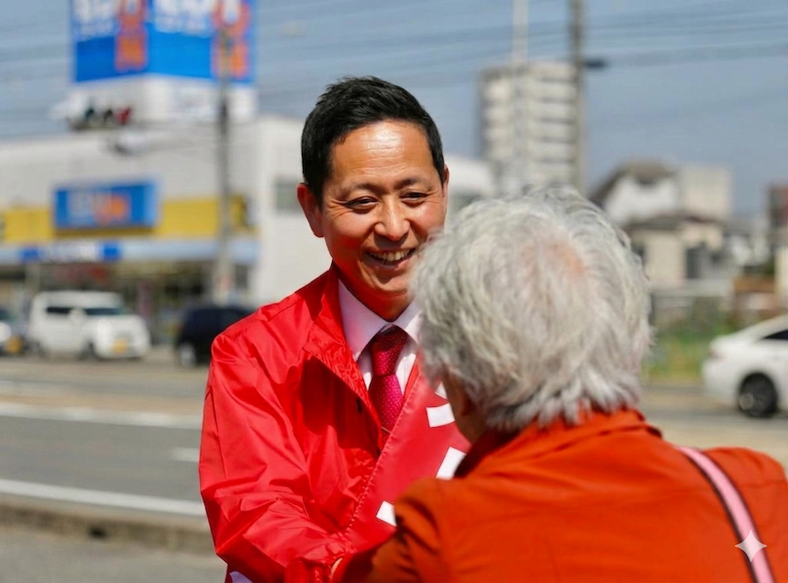 井上 けんいちろう