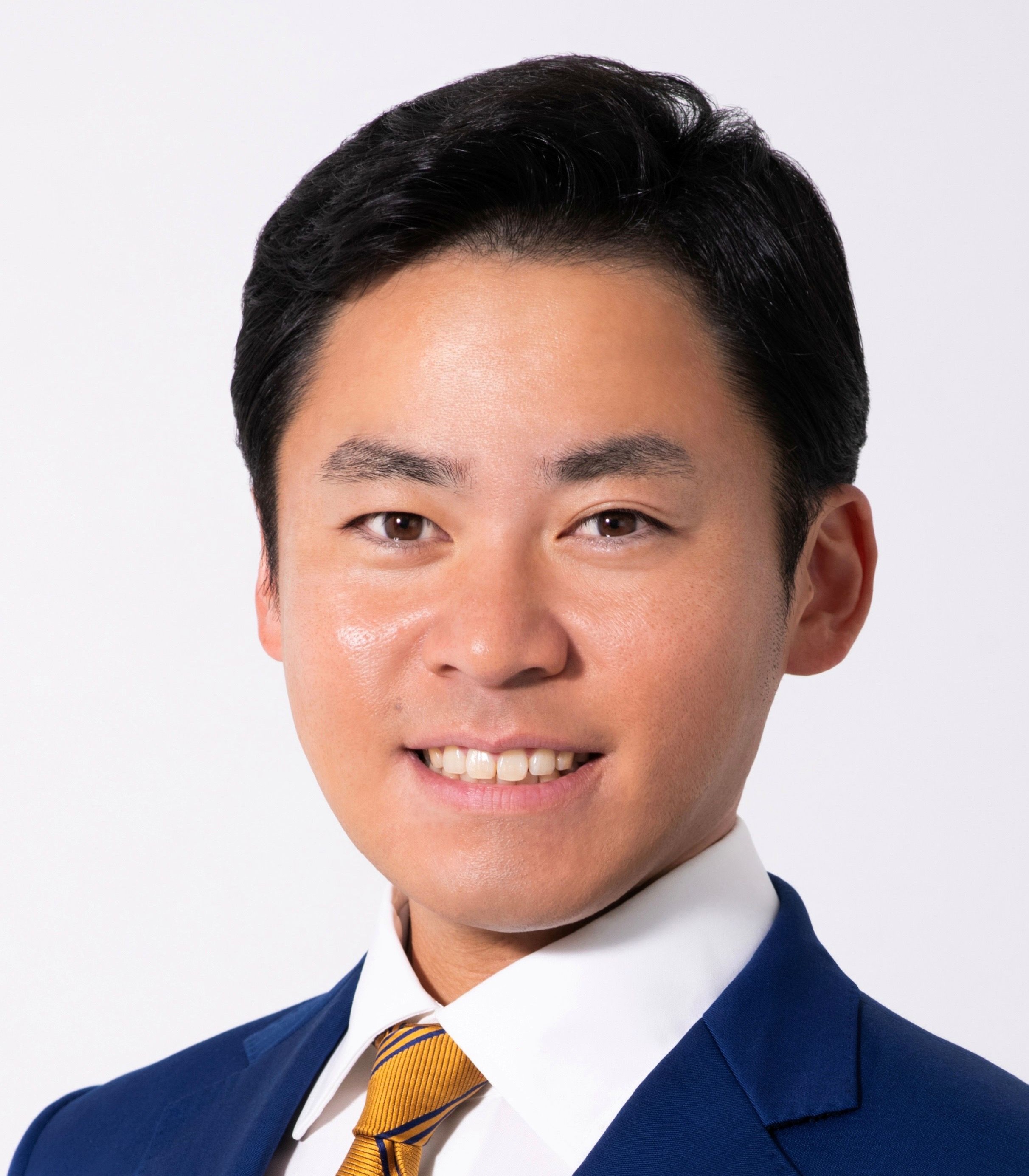 岡田 りゅうたろう