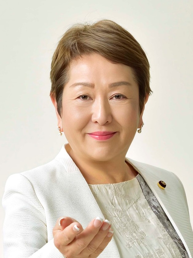 田村 としえ