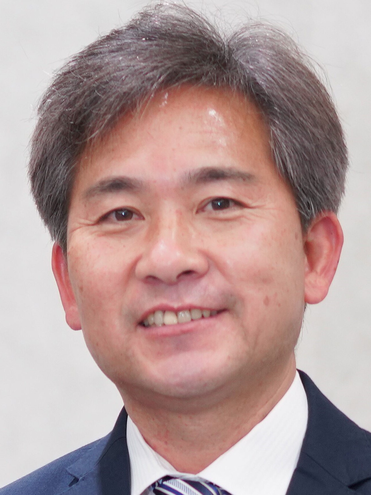 おち 辰哉