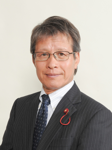 山田 益男